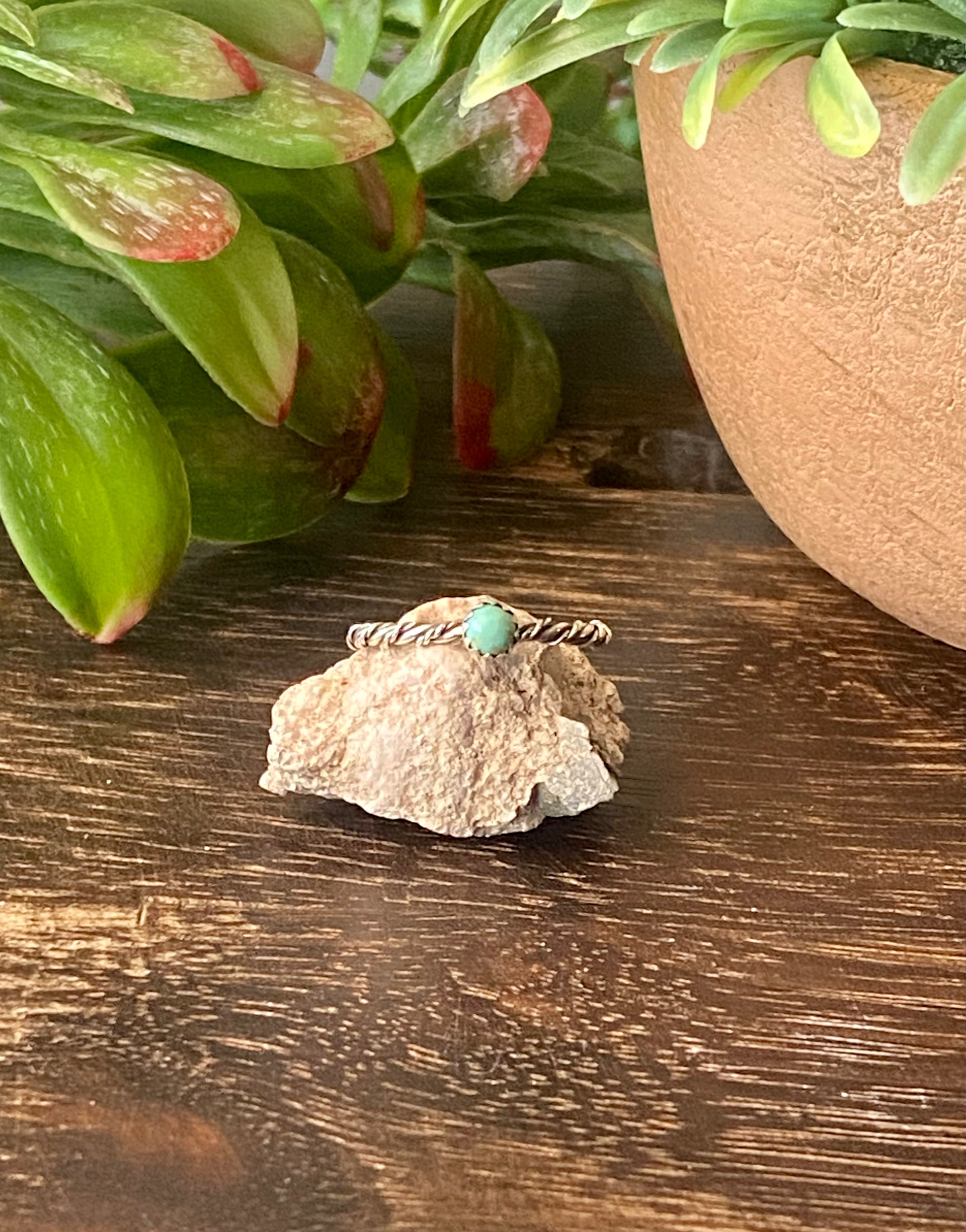 Navajo Made Turquoise & Sterling Silver Rope Ring Size 6.75