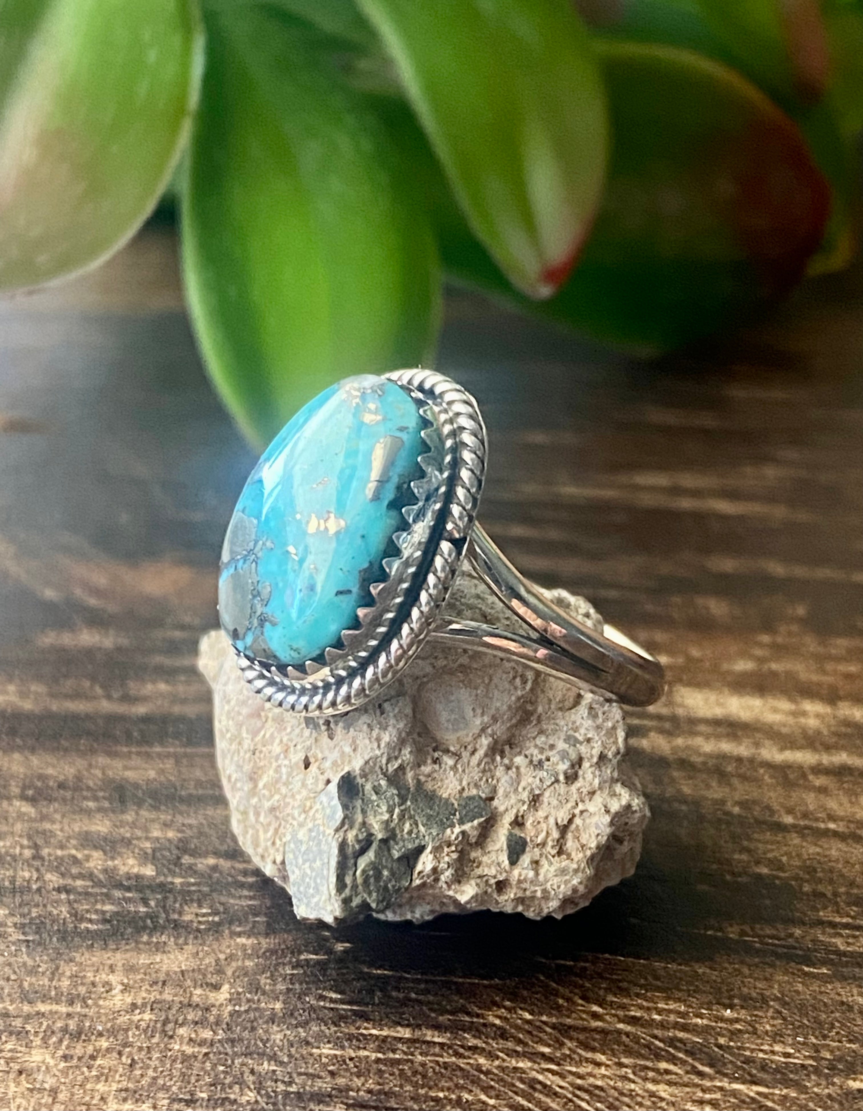 Navajo Made Turquoise & Sterling Silver Ring Size 6.25