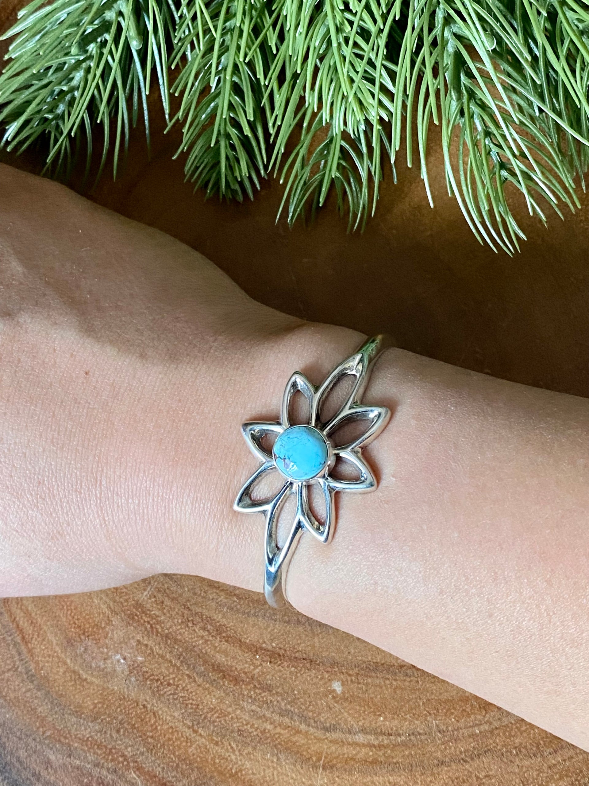 Navajo Made Golden Hill’s Turquoise & Sterling Silver Cuff Bracelet