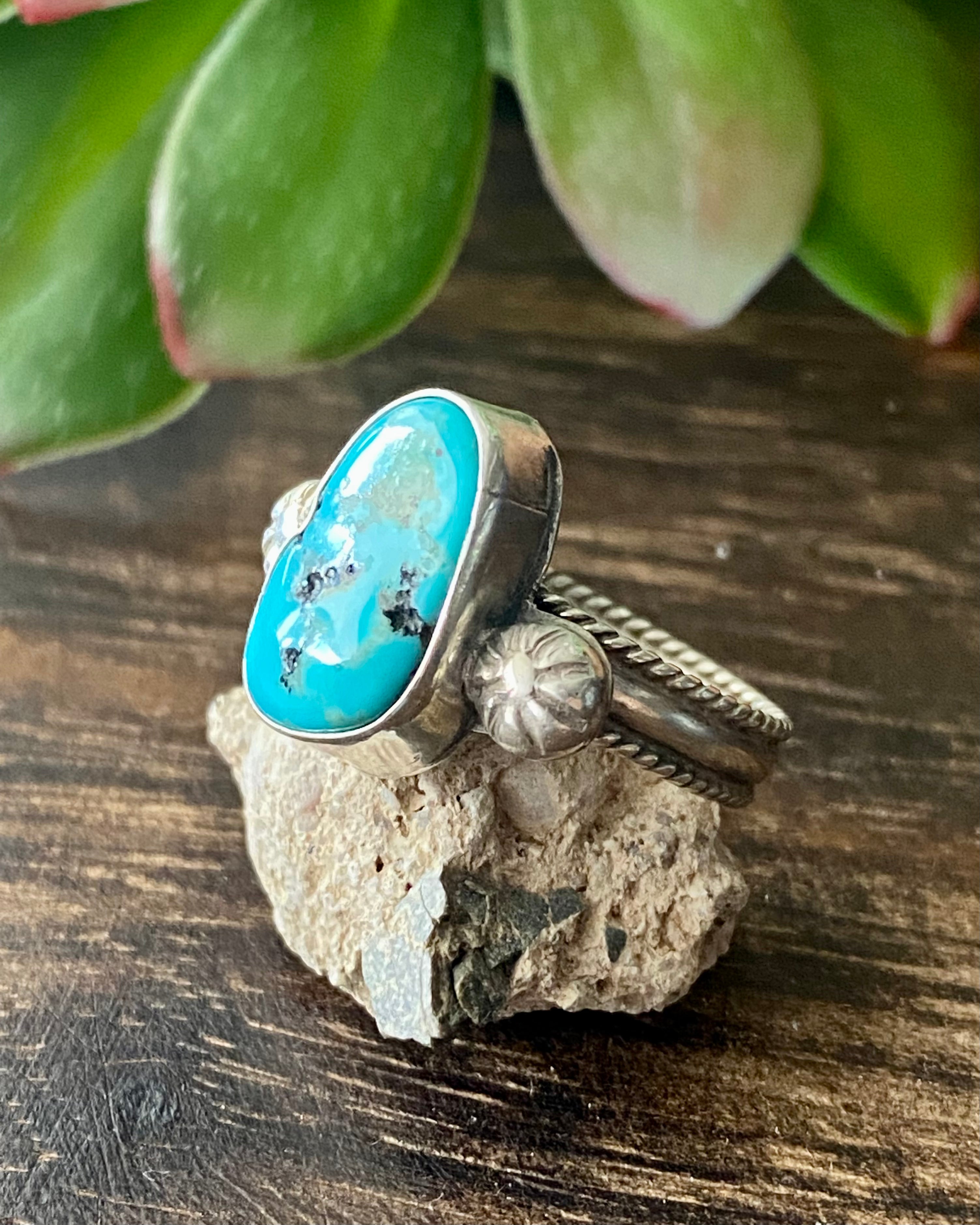 Navajo Made Kingman Turquoise & Sterling Silver Ring Size 7.25