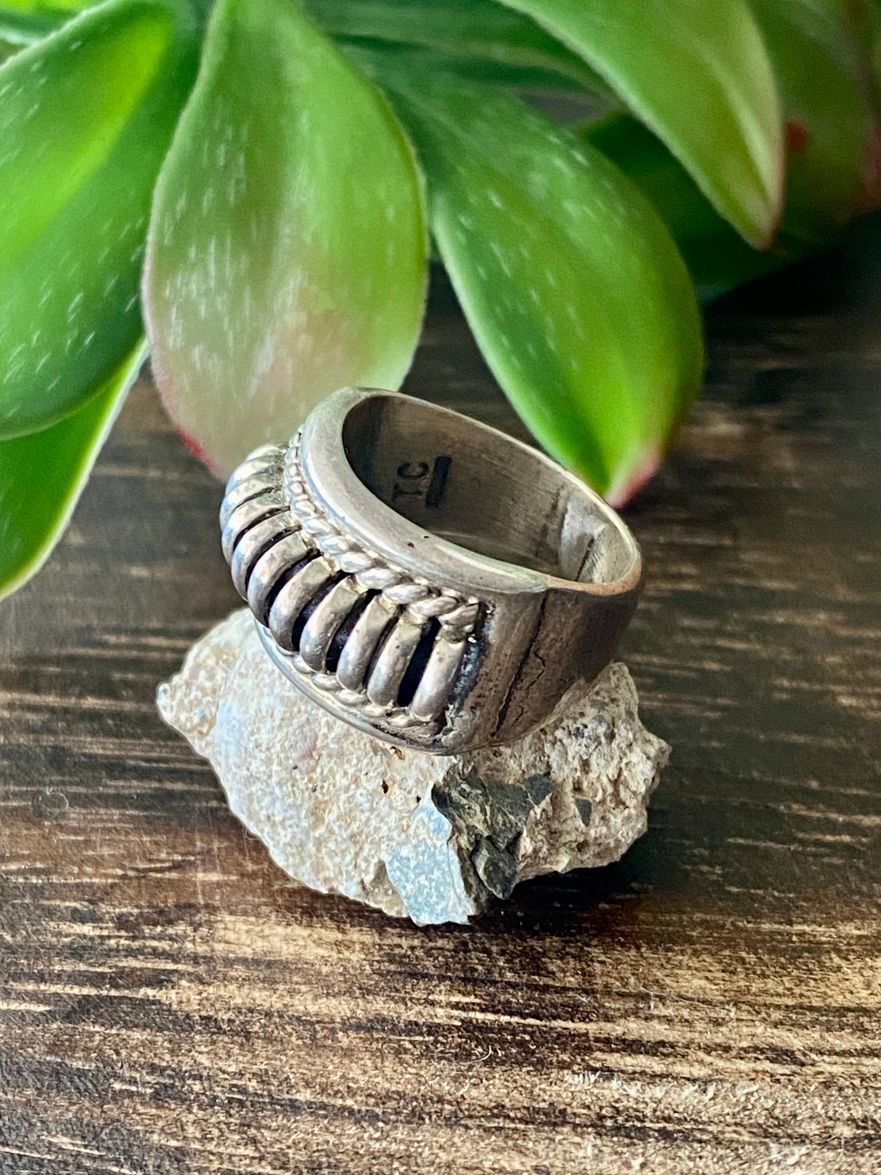 Navajo Made Sterling Silver Ring Size 5.25