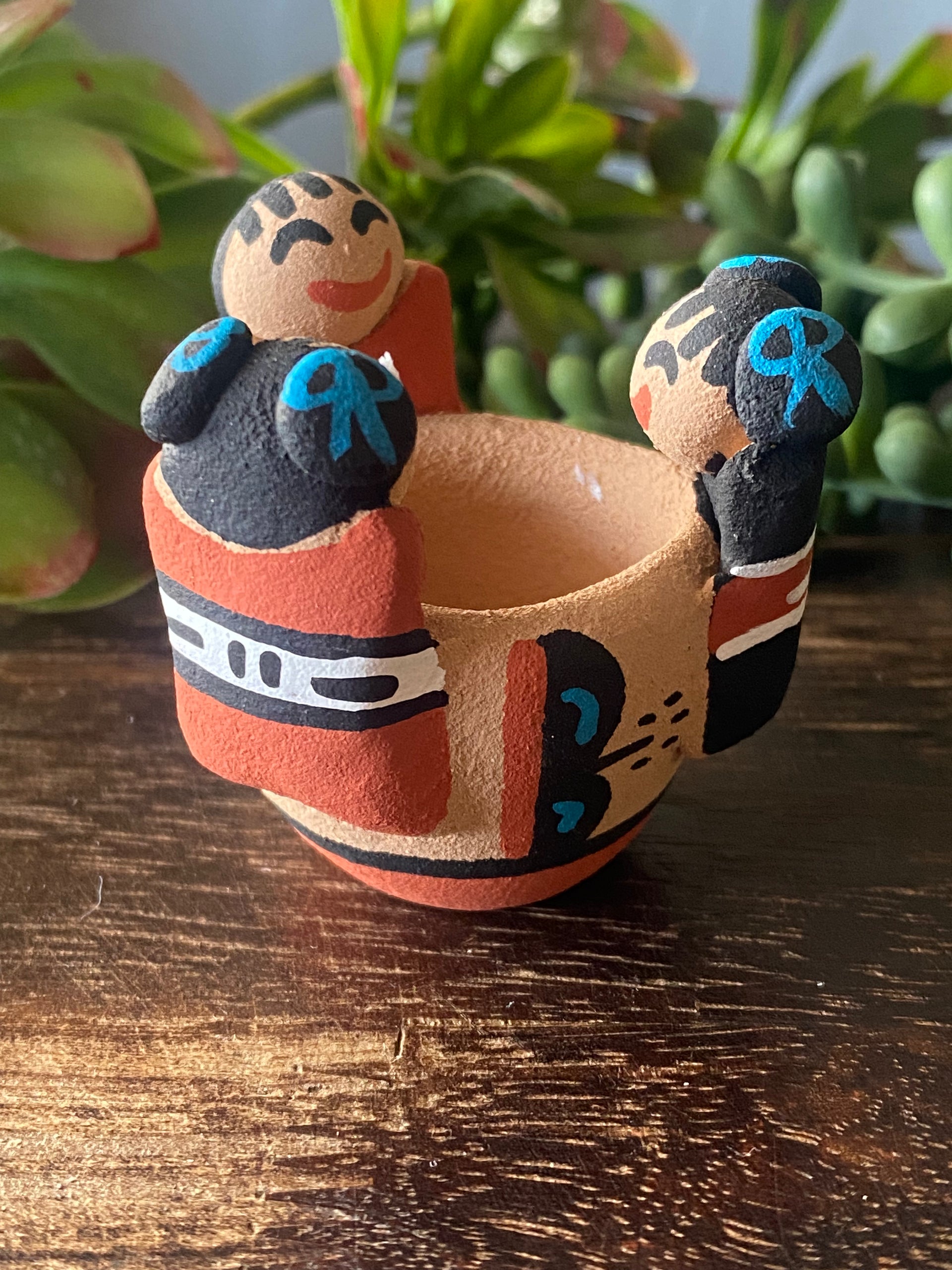 Tim Tosa Jemez Story Teller Pottery