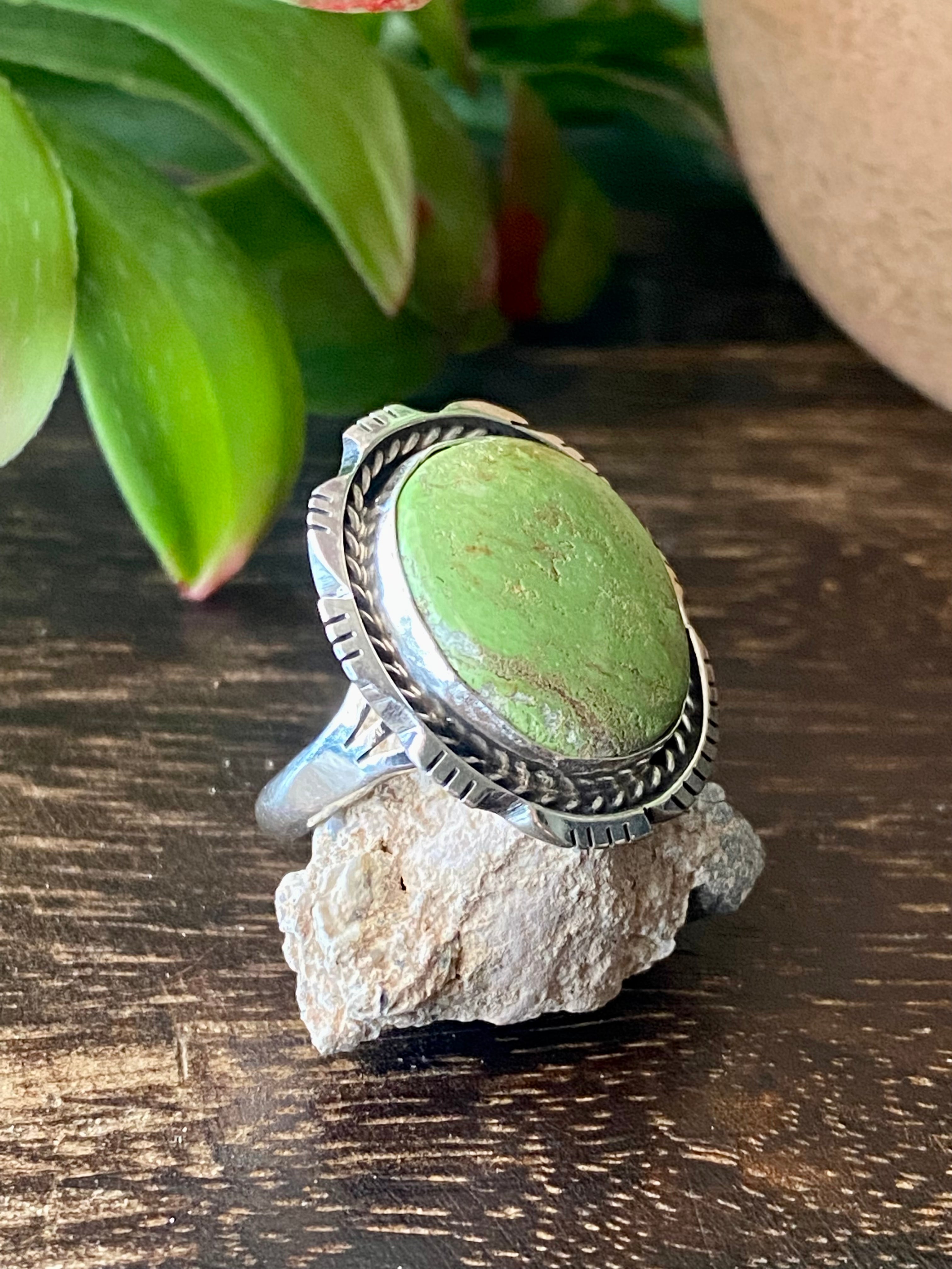 Navajo Made Australian Gaspeite & Sterling Silver Ring Size 7.5