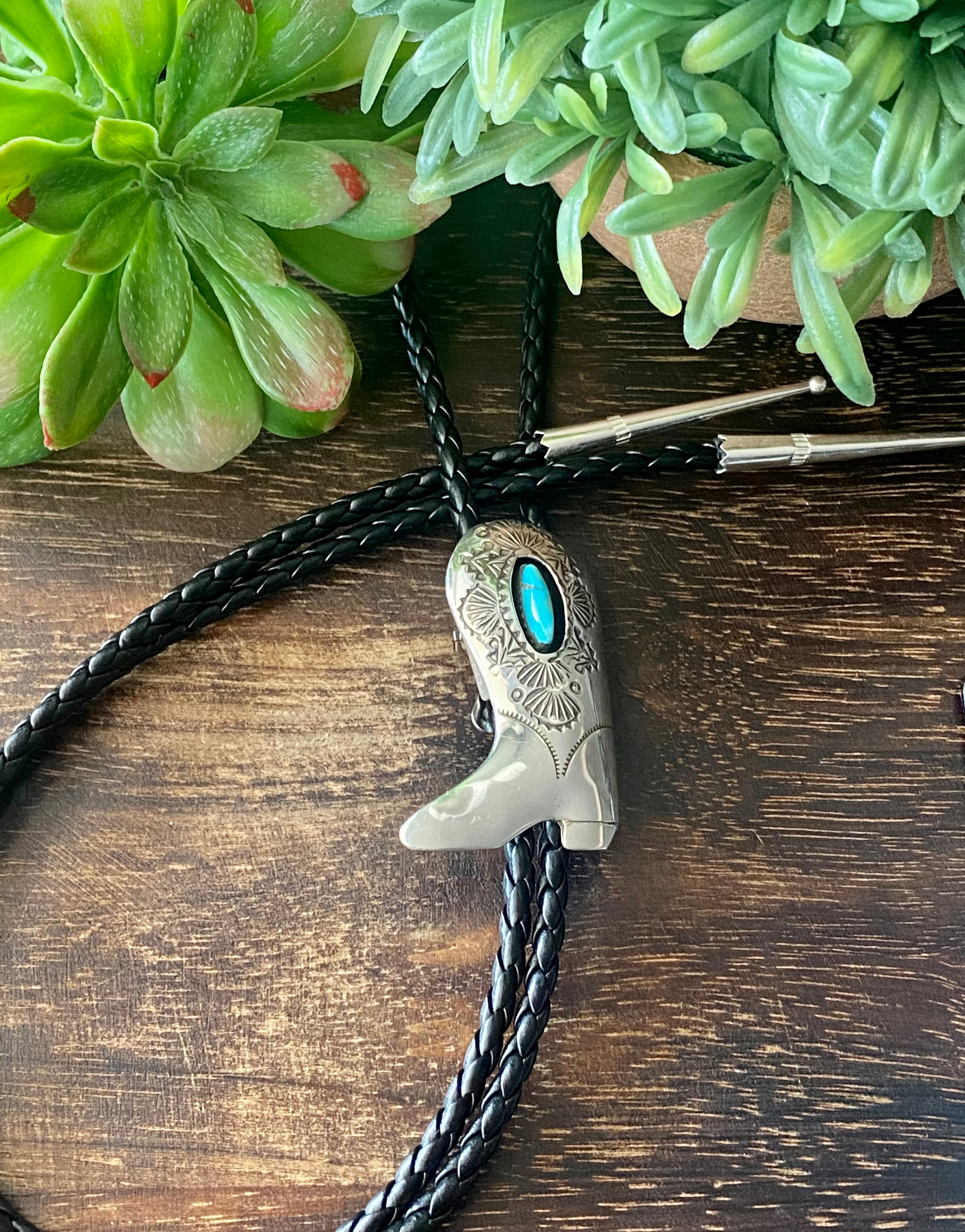 Navajo Made Kingman Turquoise & Sterling Silver Bolo Tie