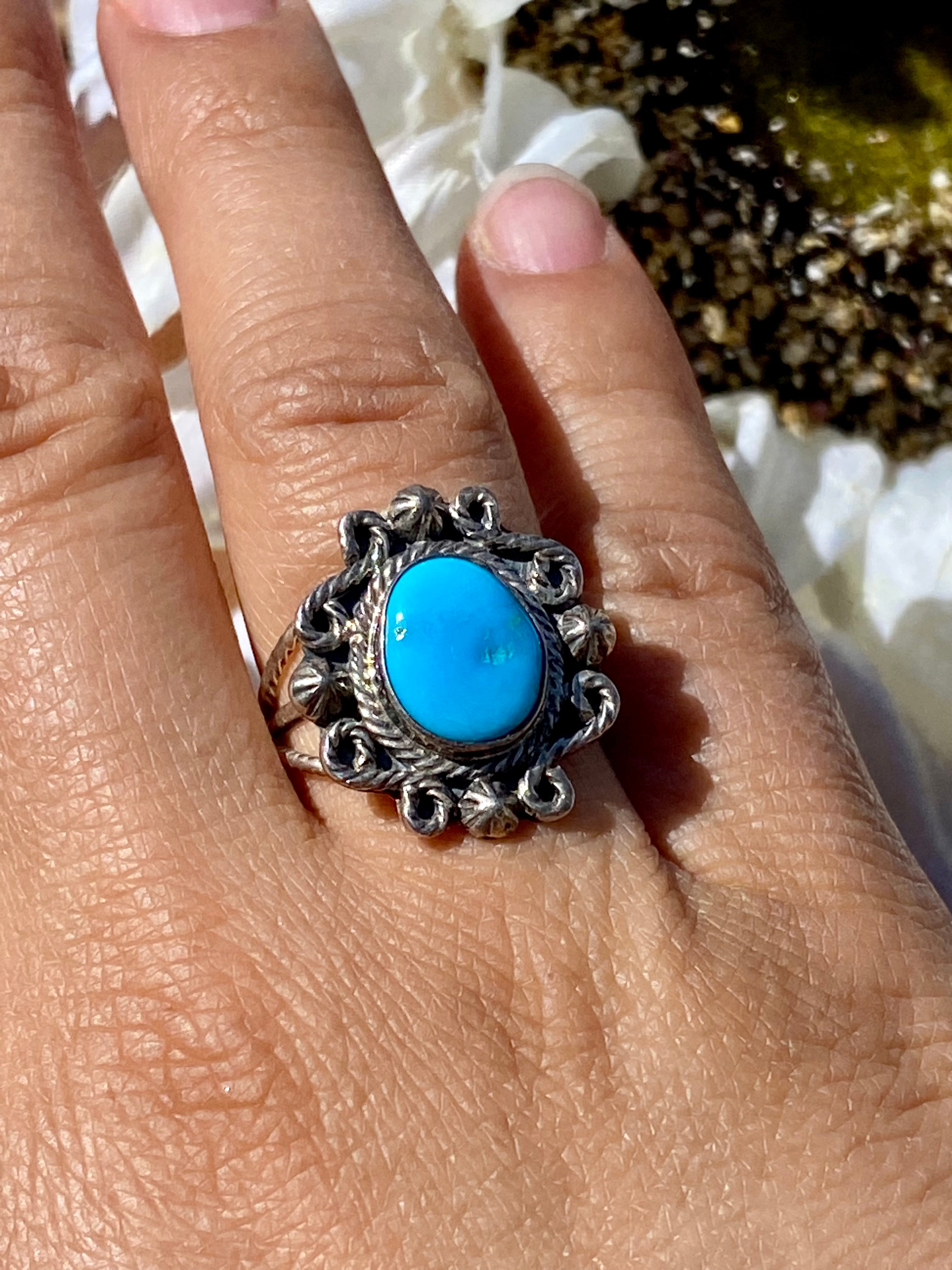Navajo Made Kingman Turquoise & Sterling Silver Ring Size 9