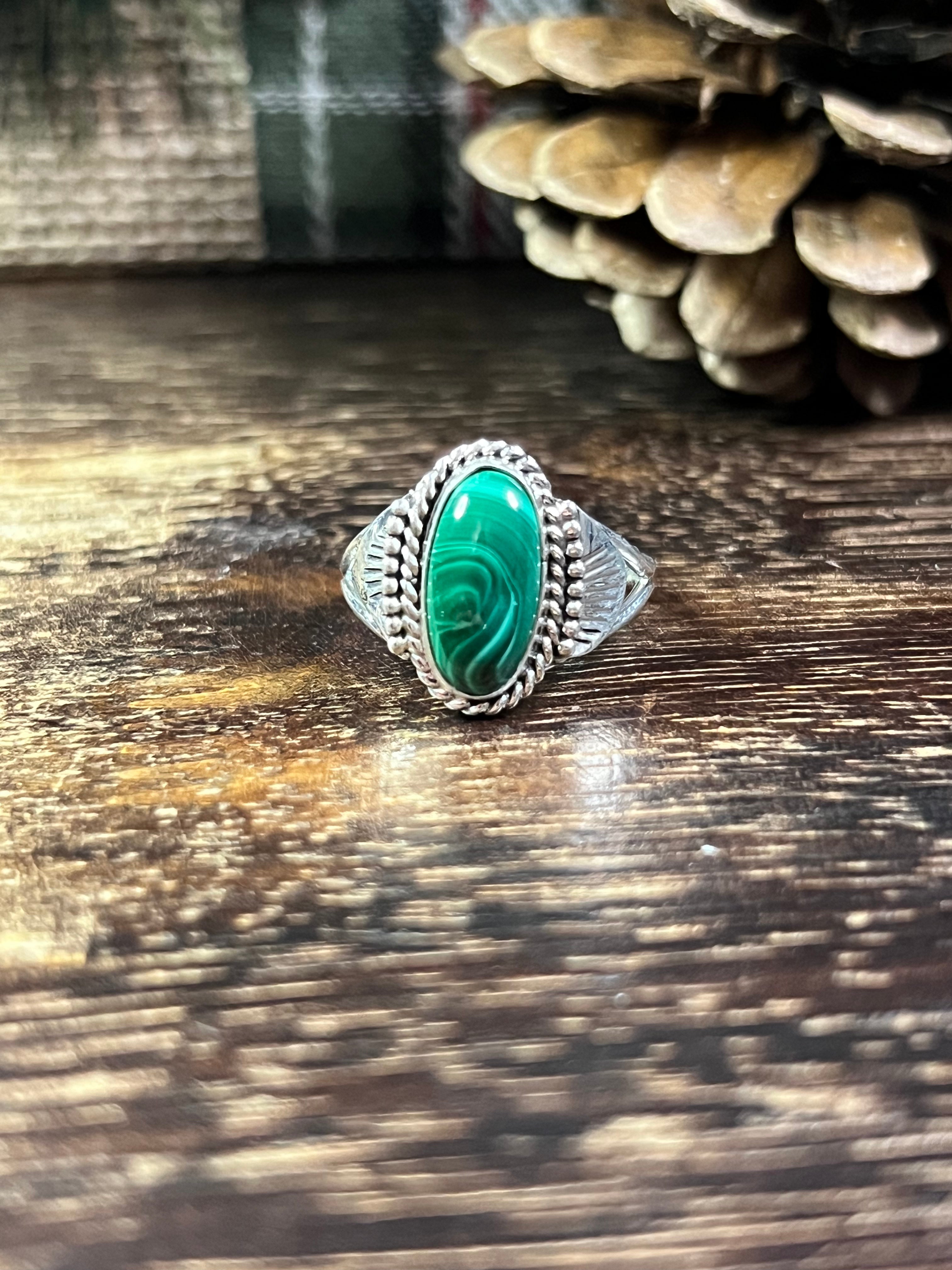 Navajo Made Malachite & Sterling Silver Ring Size 8