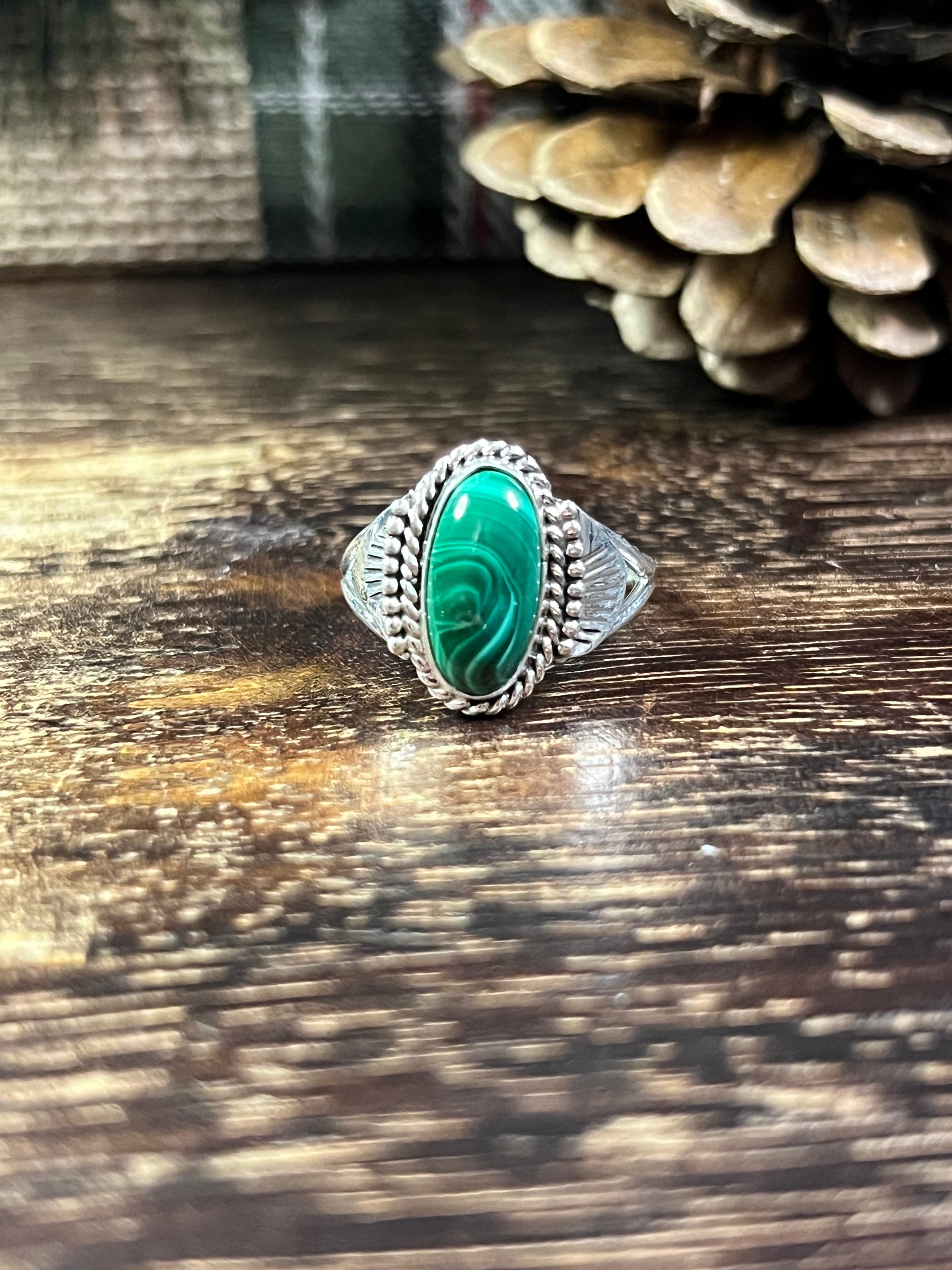 Navajo Made Malachite & Sterling Silver Ring Size 8